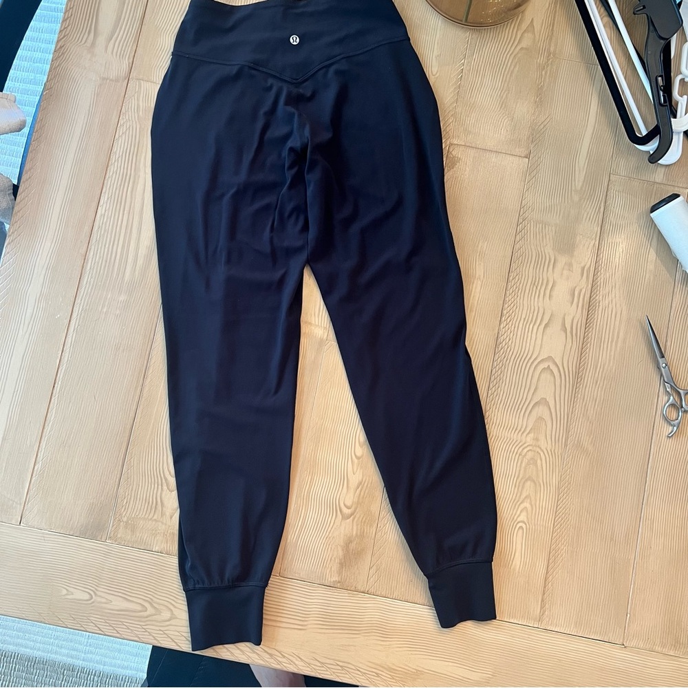 Lululemon Align High-Waisted Joggers Size 6